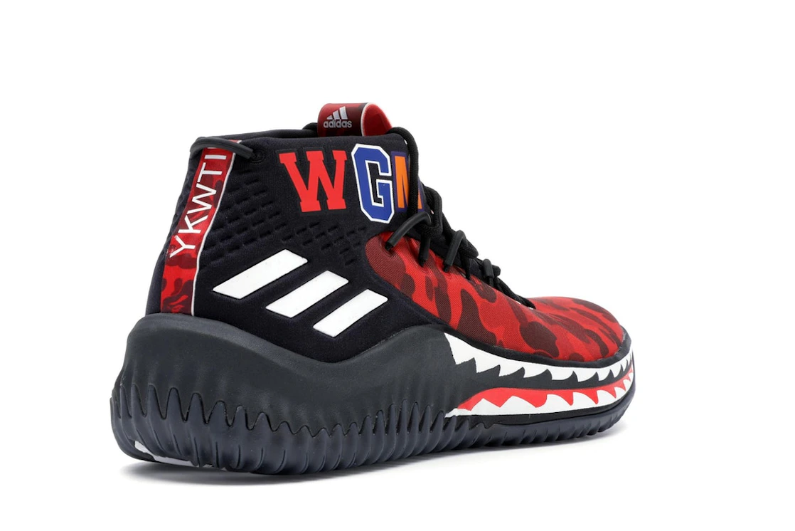 Vue 32 de adidas Dame 4 A Bathing Ape Red