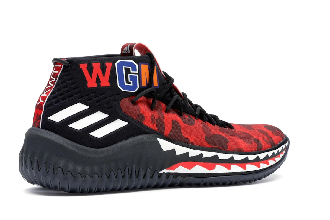 Vue 34 de adidas Dame 4 A Bathing Ape Red