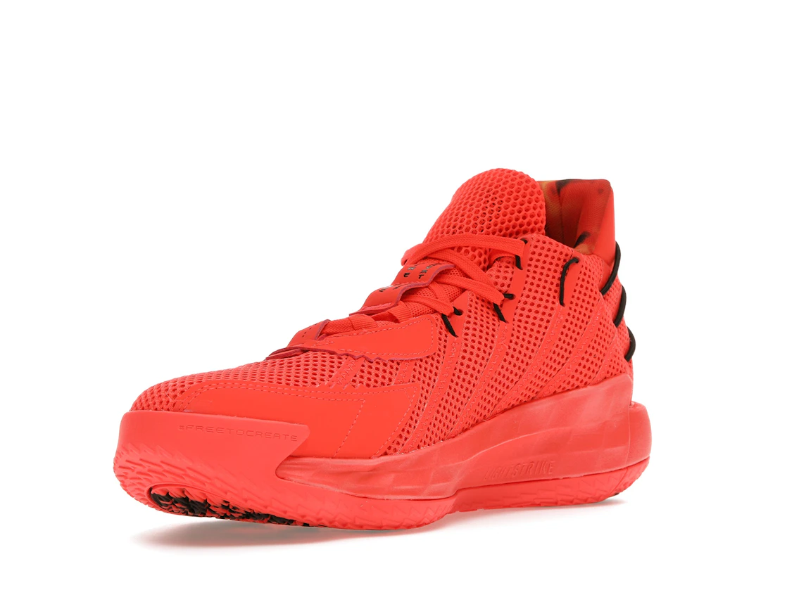 Vue 14 de adidas Dame 7 Fire Of Greatness