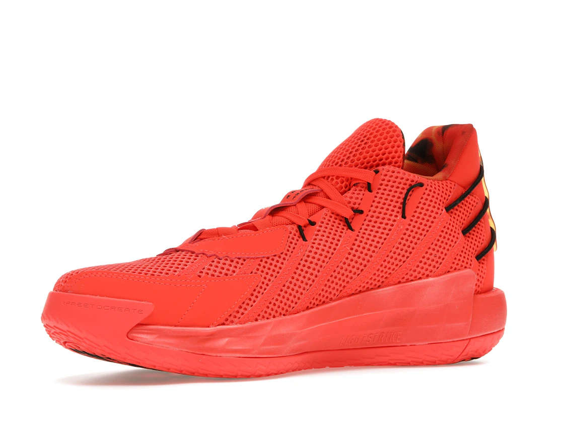 Vue 16 de adidas Dame 7 Fire Of Greatness