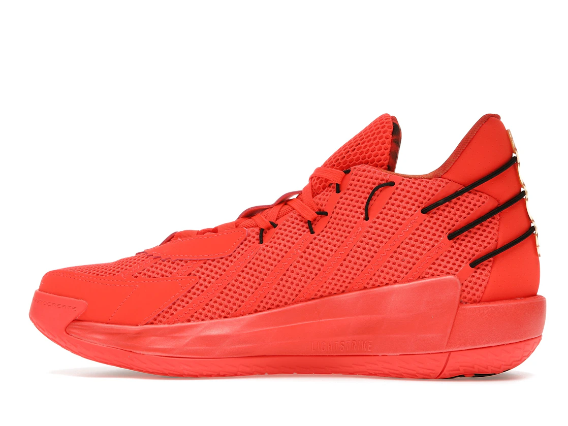 Vue 20 de adidas Dame 7 Fire Of Greatness