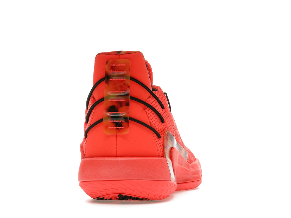 Vue 29 de adidas Dame 7 Fire Of Greatness