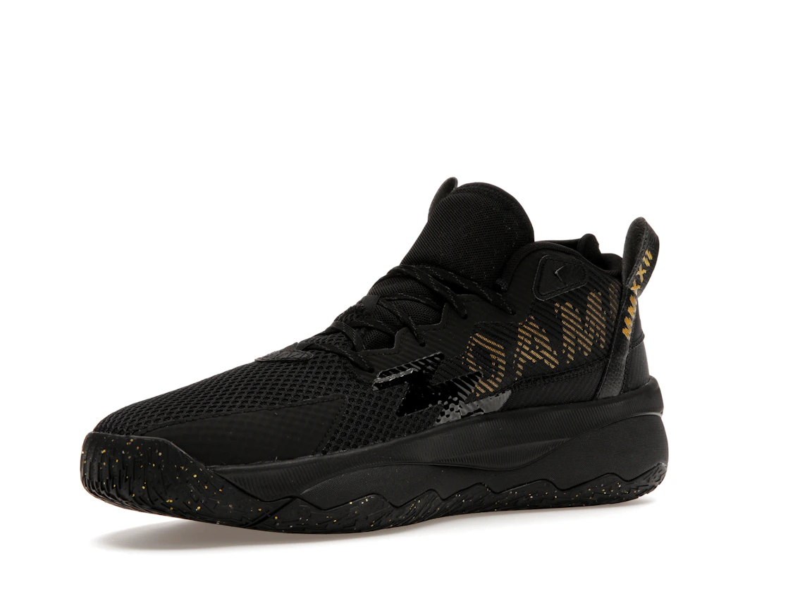 Vue 15 de adidas Dame 8 G.O.A.T. Spirit