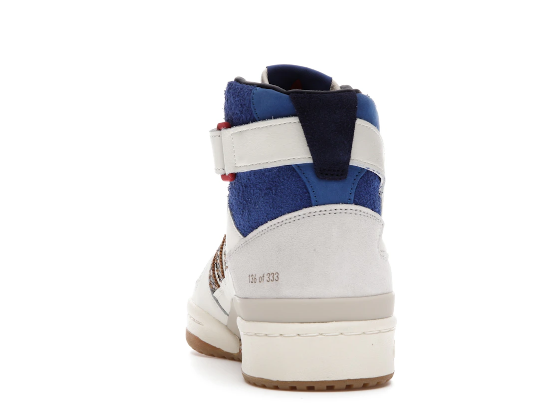 Vue 27 de adidas Forum 84 Hi Bodega (Friends and Family)
