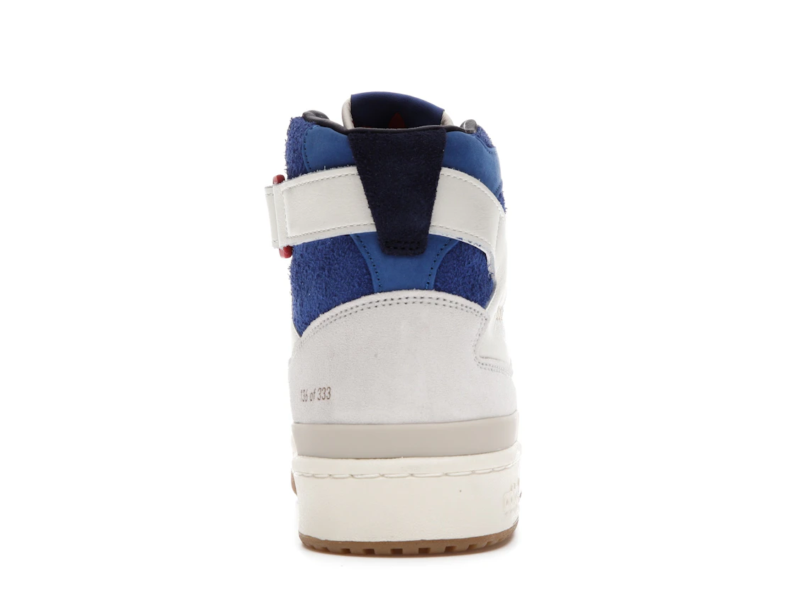 Vue 28 de adidas Forum 84 Hi Bodega (Friends and Family)