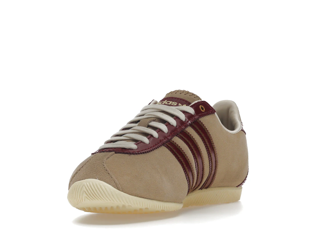 Vue 13 de adidas Japan Wales Bonner Cardboard