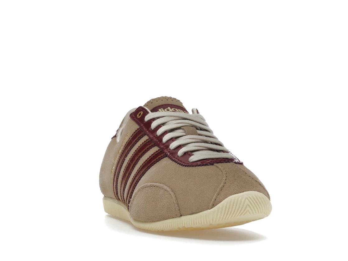 Vue 8 de adidas Japan Wales Bonner Cardboard