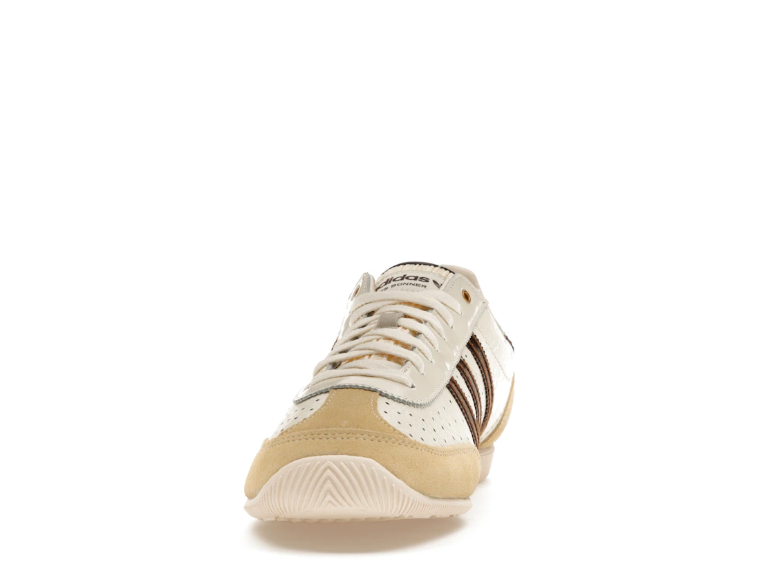 Vue 11 de adidas Japan Wales Bonner Cream