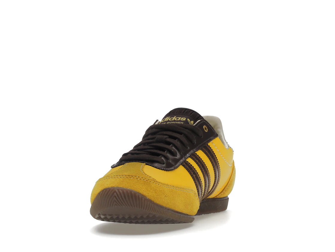 Vue 12 de adidas Japan Wales Bonner Hazy Yellow