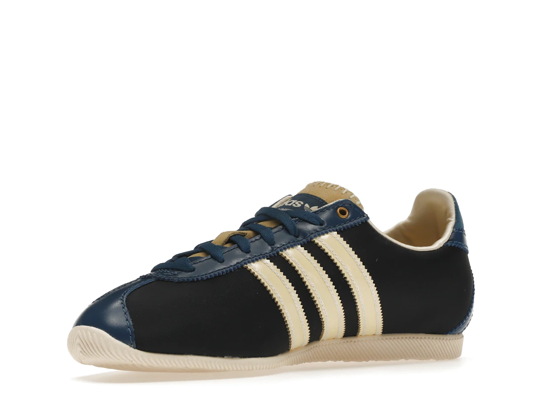 Vue 15 de adidas Japan Wales Bonner Legend Ink