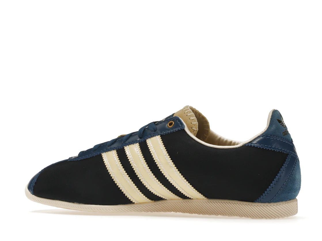 Vue 21 de adidas Japan Wales Bonner Legend Ink