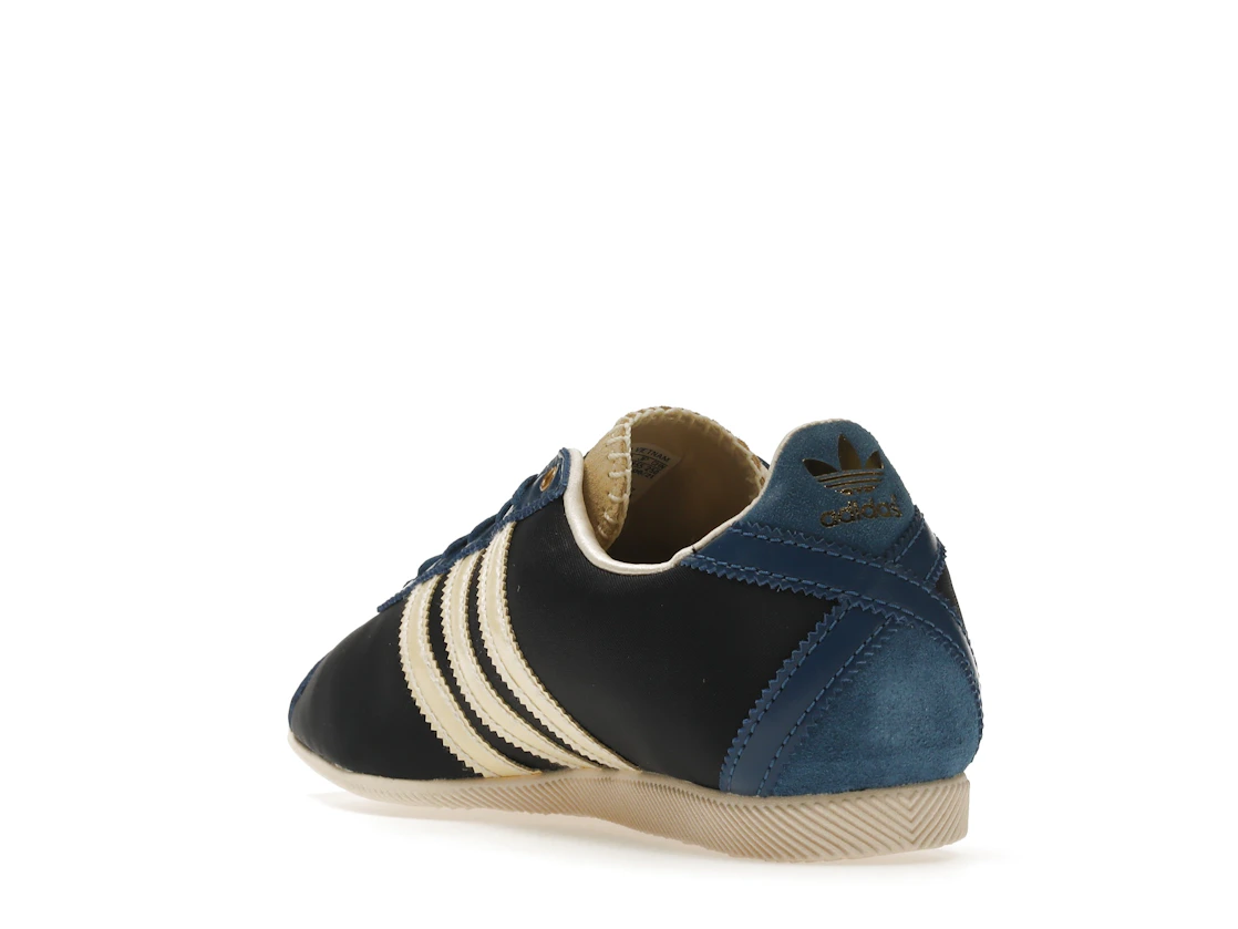 Vue 25 de adidas Japan Wales Bonner Legend Ink