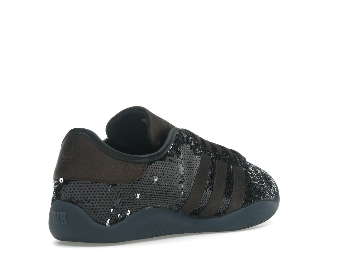 Vue 32 de adidas Karintha Wales Bonner Black Dark Brown Sequin
