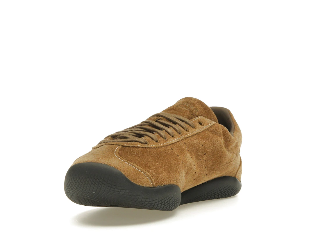Vue 13 de adidas Karintha Wales Bonner Earth Strata