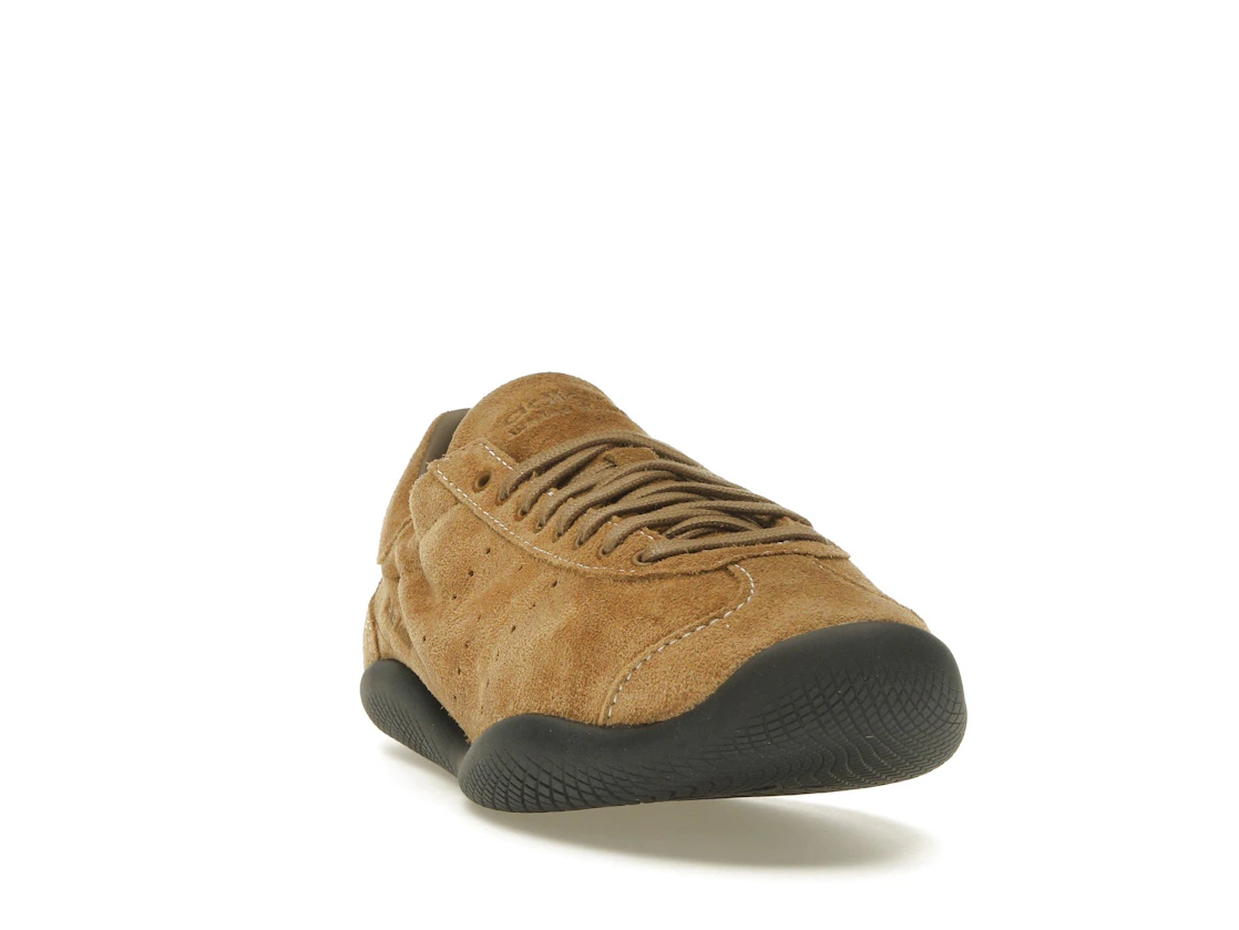 Vue 8 de adidas Karintha Wales Bonner Earth Strata