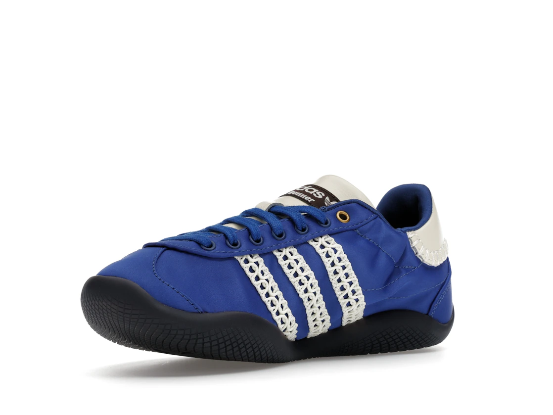 Vue 15 de adidas Karintha Wales Bonner Royal Blue