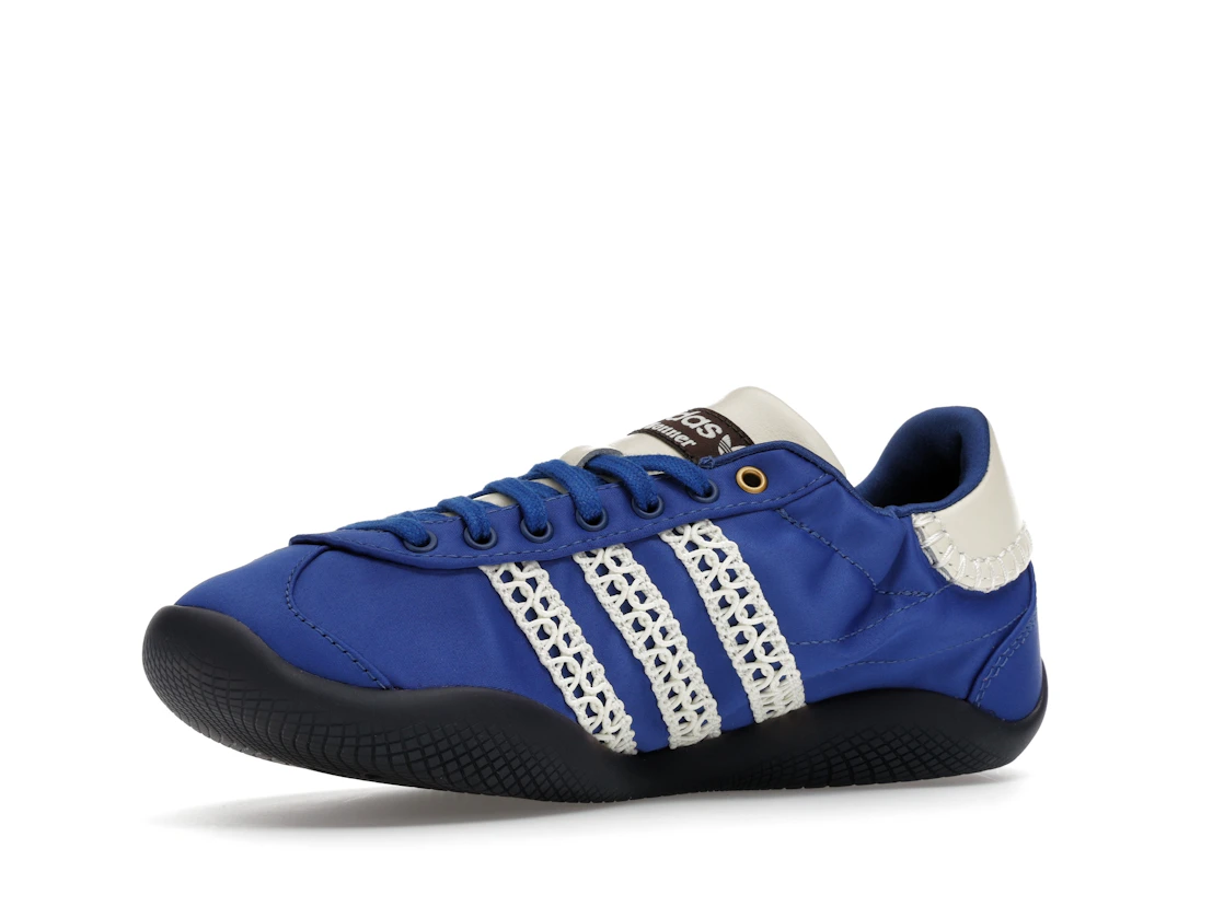 Vue 16 de adidas Karintha Wales Bonner Royal Blue