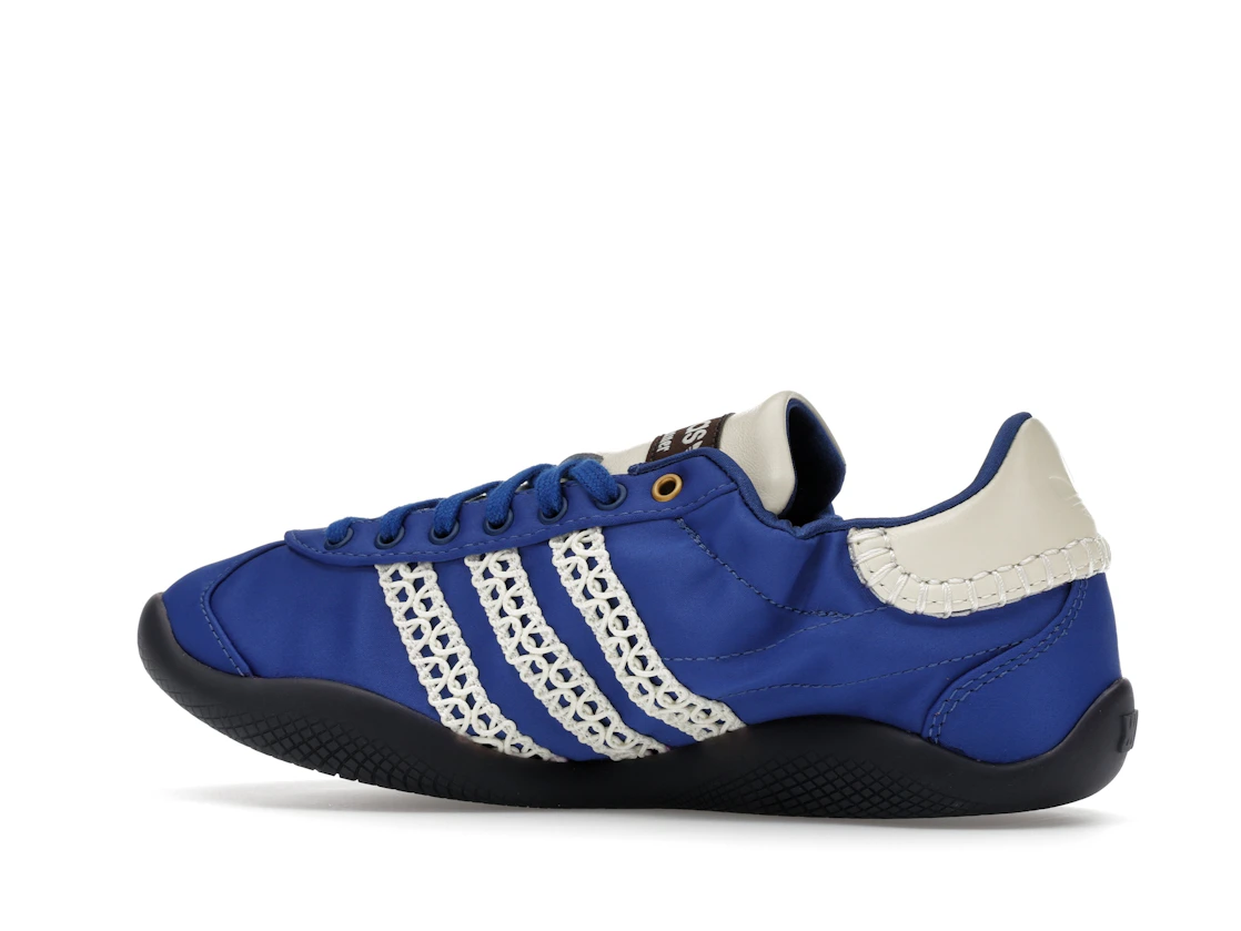 Vue 21 de adidas Karintha Wales Bonner Royal Blue
