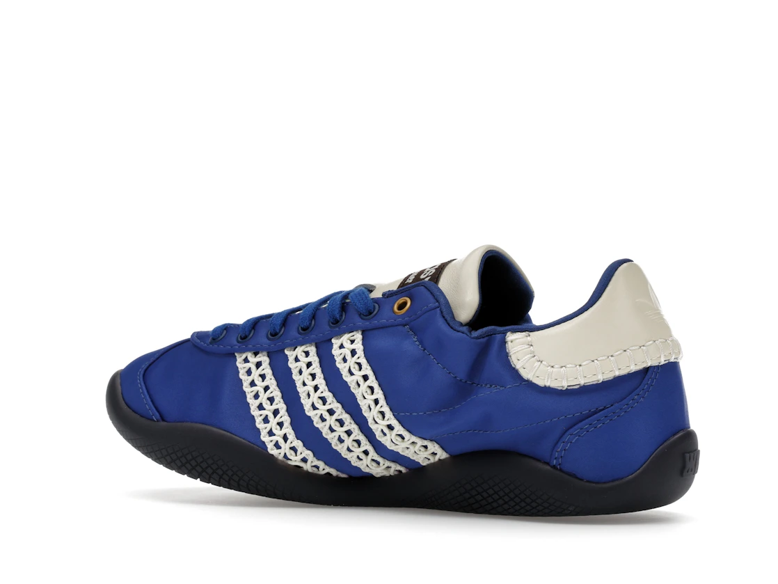 Vue 22 de adidas Karintha Wales Bonner Royal Blue