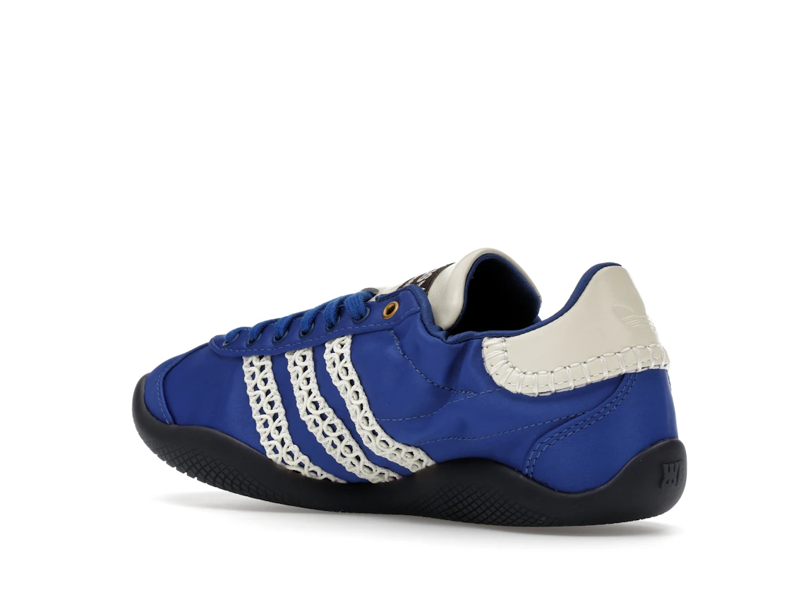 Vue 23 de adidas Karintha Wales Bonner Royal Blue