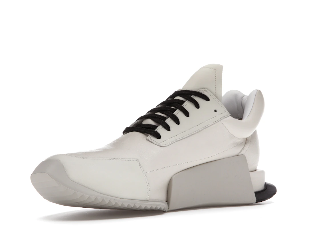 Vue 15 de adidas Level Runner Low Rick Owens Milk