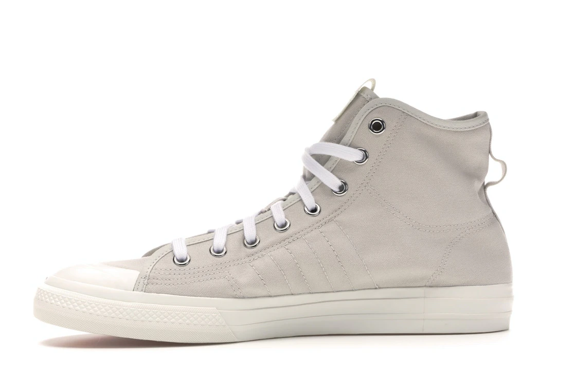 Vue 18 de adidas Nizza Hi Alife New York