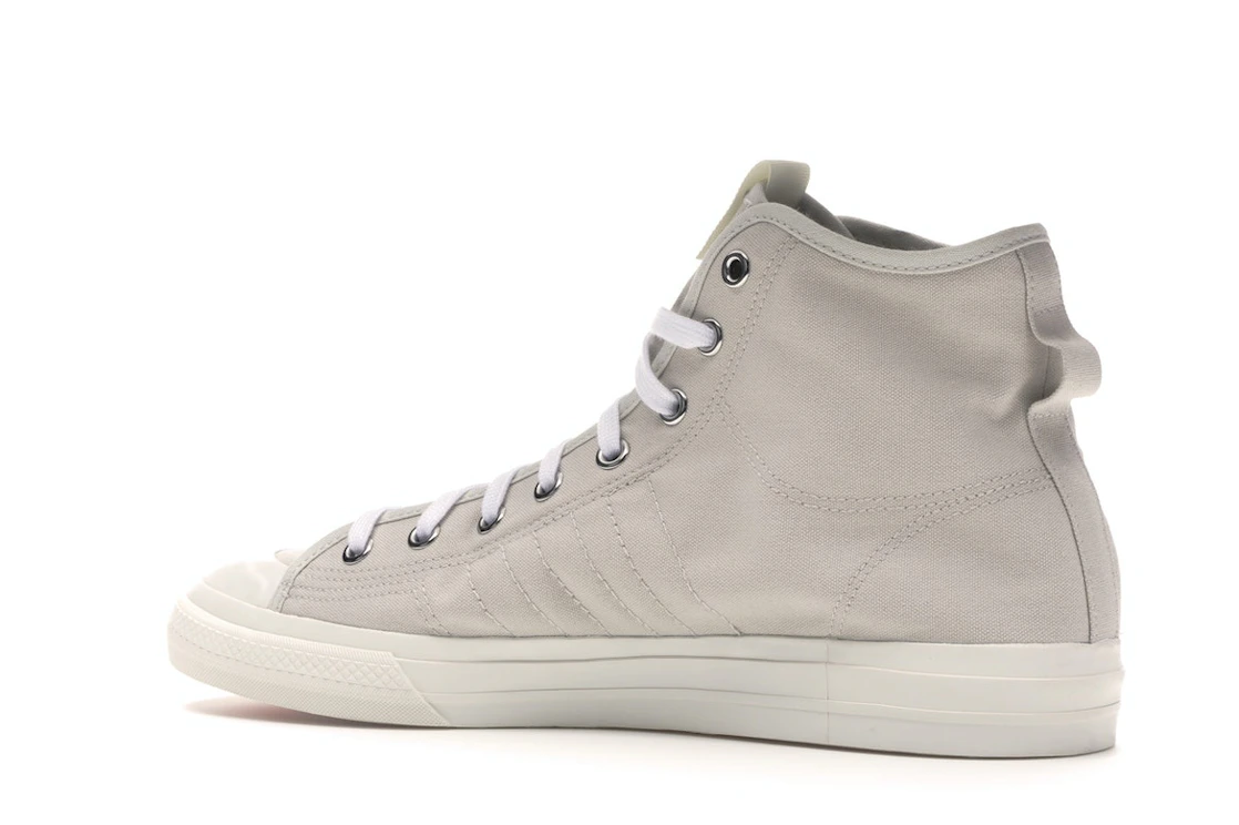 Vue 22 de adidas Nizza Hi Alife New York
