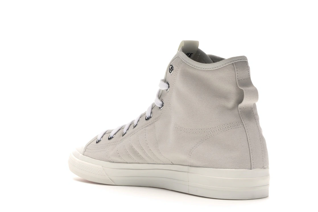 Vue 24 de adidas Nizza Hi Alife New York