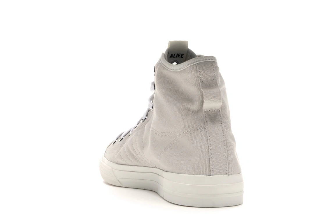 Vue 26 de adidas Nizza Hi Alife New York