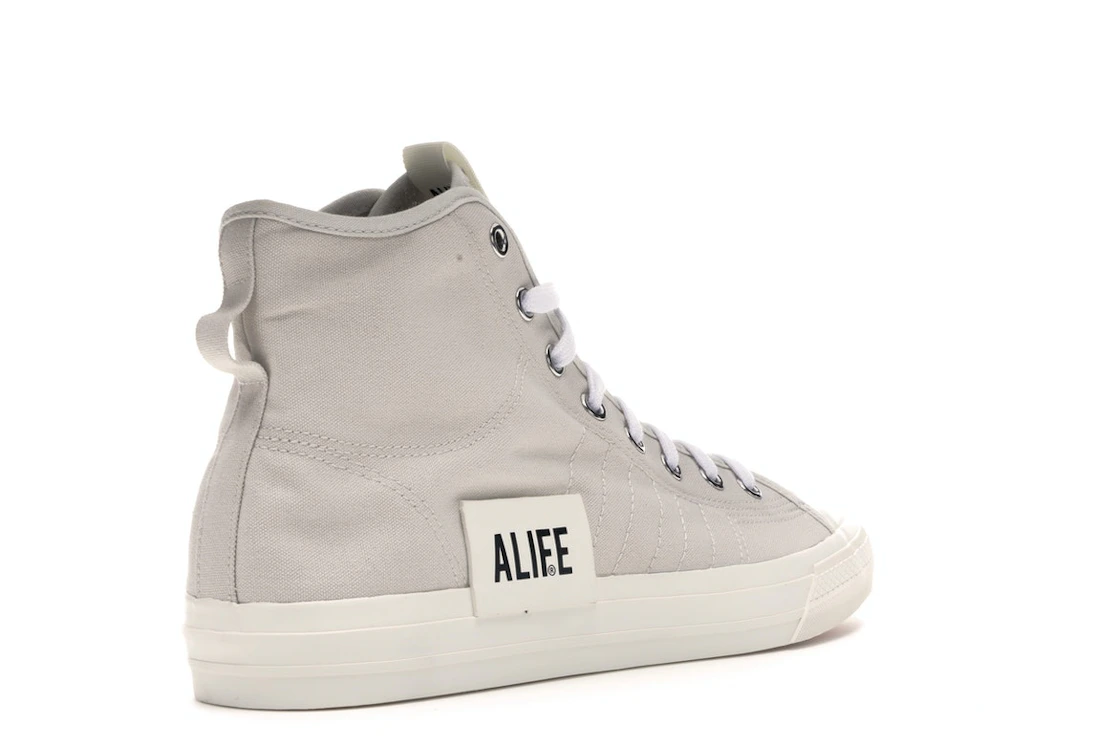Vue 32 de adidas Nizza Hi Alife New York