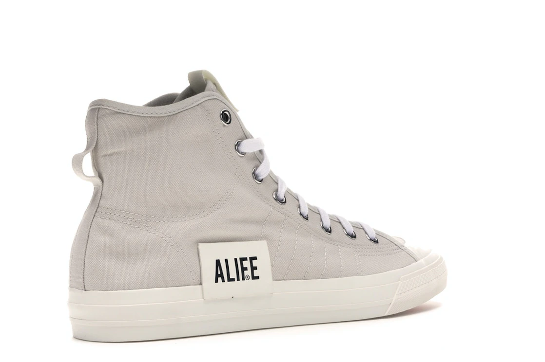 Vue 33 de adidas Nizza Hi Alife New York