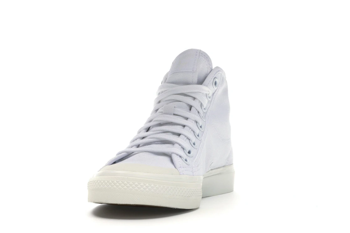 Vue 12 de adidas Nizza Hi Cloud White