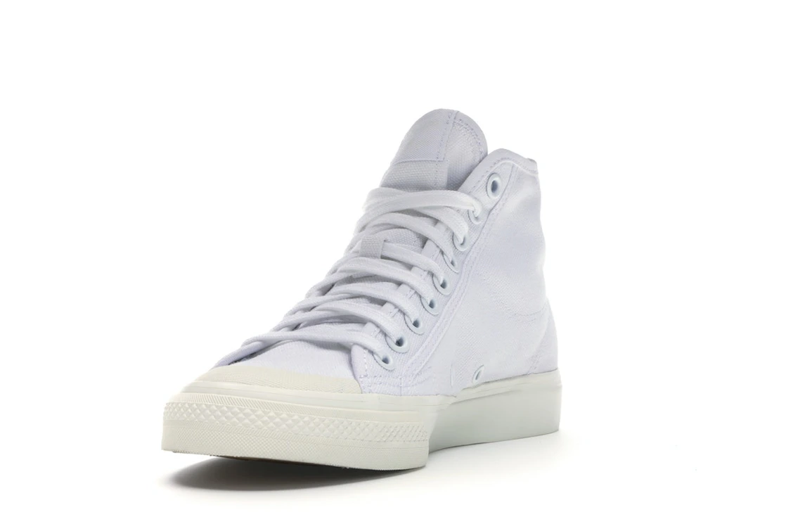Vue 13 de adidas Nizza Hi Cloud White