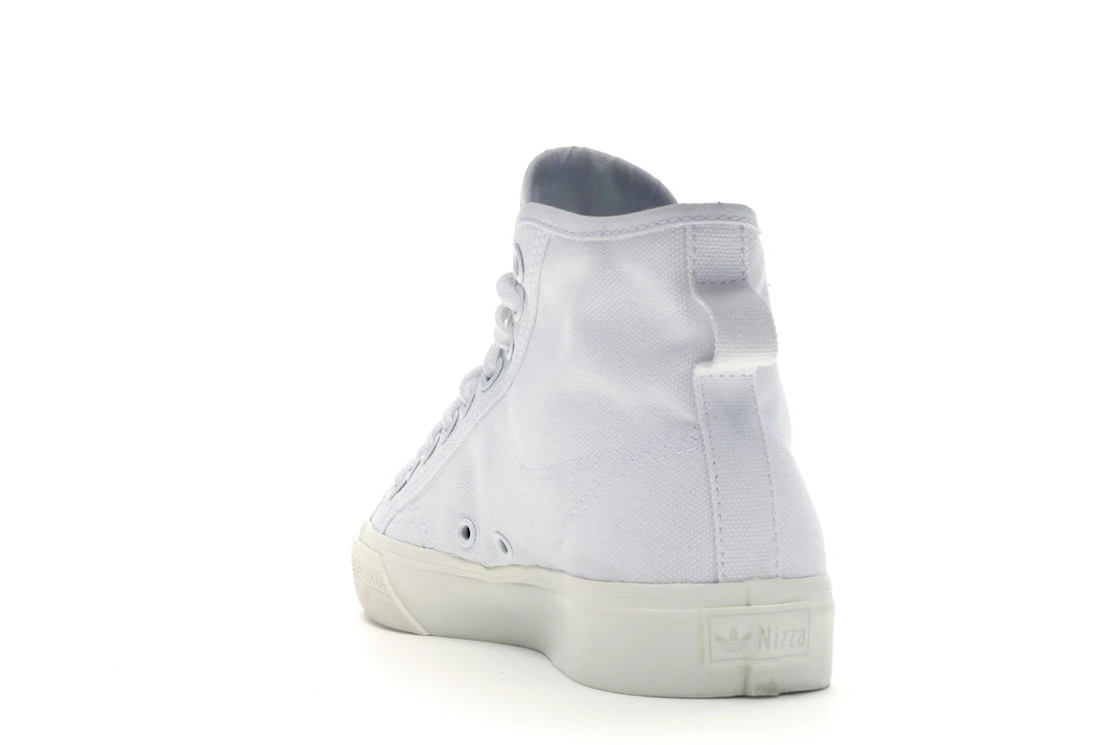 Vue 26 de adidas Nizza Hi Cloud White