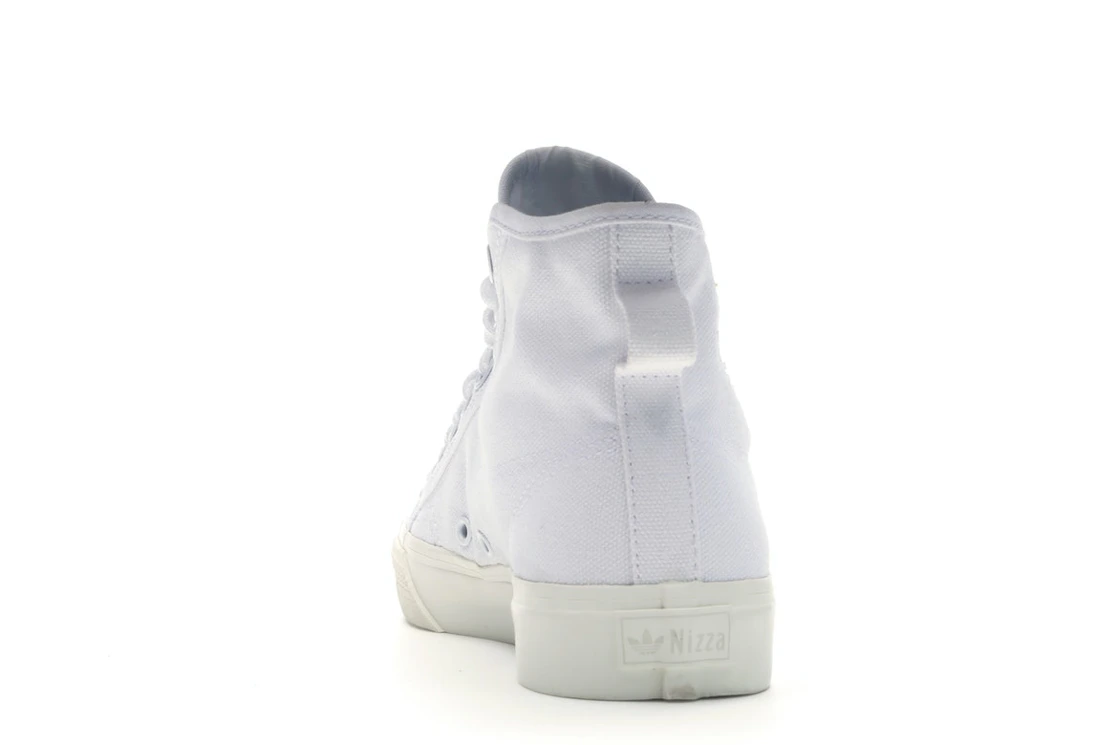Vue 27 de adidas Nizza Hi Cloud White