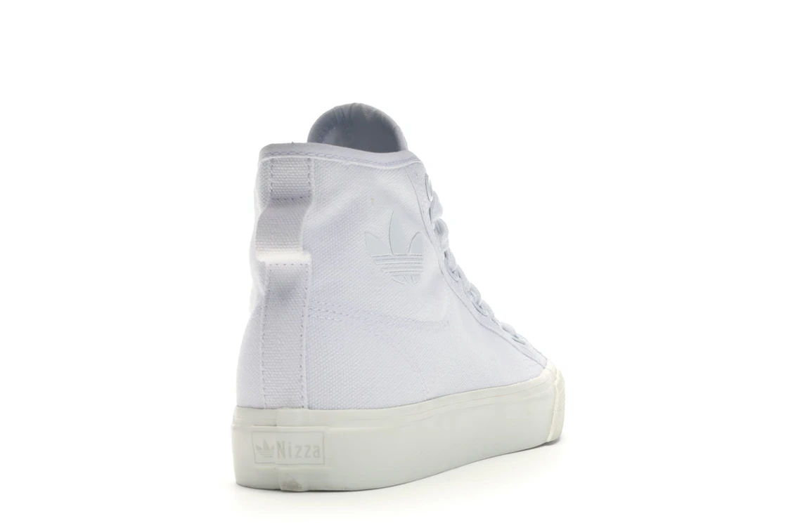 Vue 30 de adidas Nizza Hi Cloud White