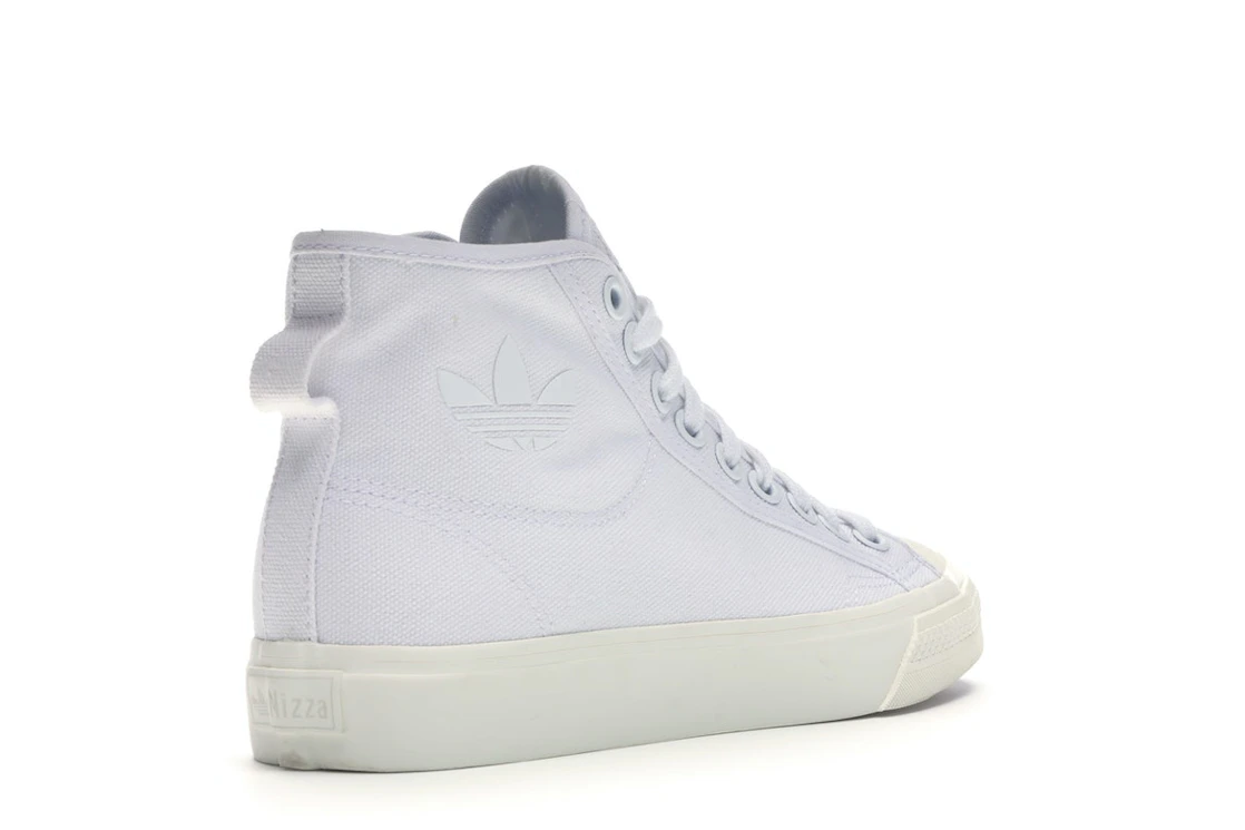Vue 32 de adidas Nizza Hi Cloud White
