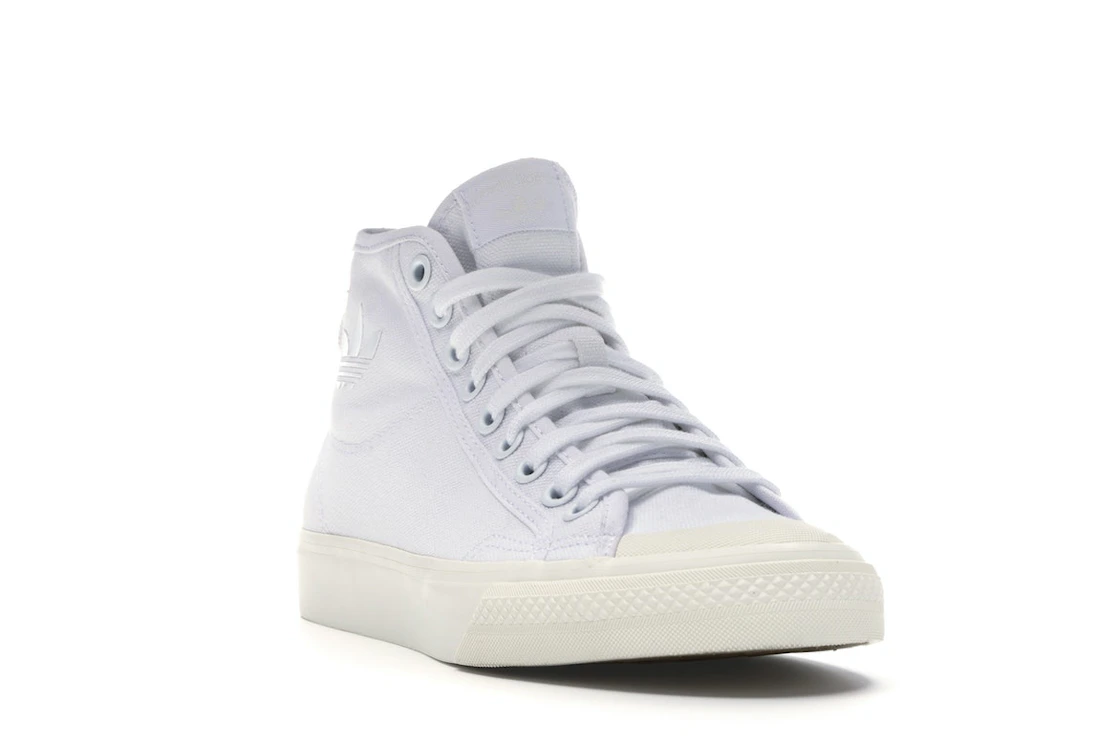 Vue 7 de adidas Nizza Hi Cloud White