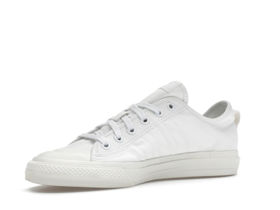 Vue 16 de adidas Nizza Lo RF White Off White