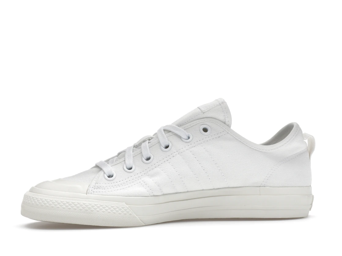 Vue 18 de adidas Nizza Lo RF White Off White