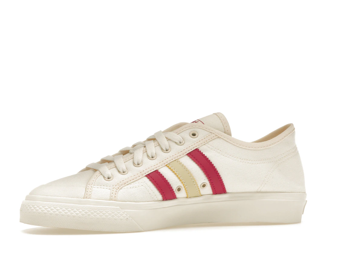 Vue 17 de adidas Nizza Lo Wales Bonner Cream White Scarlet