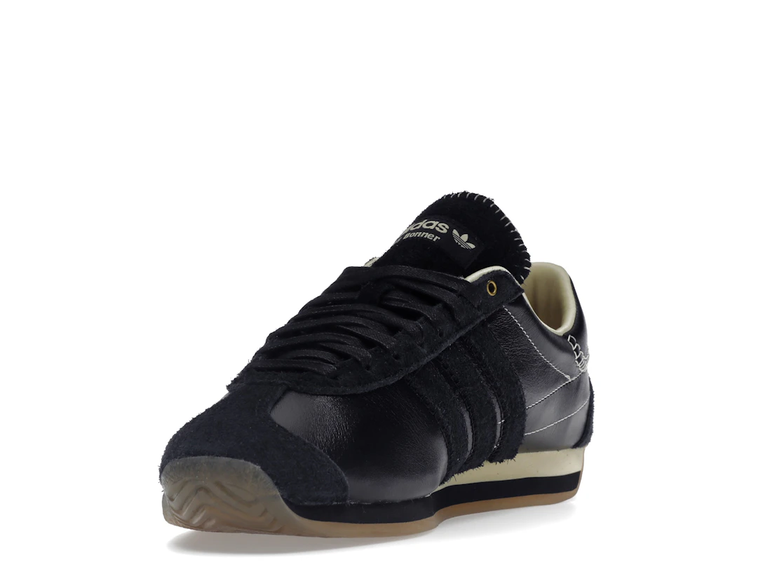 Vue 13 de adidas Originals Country Wales Bonner Black