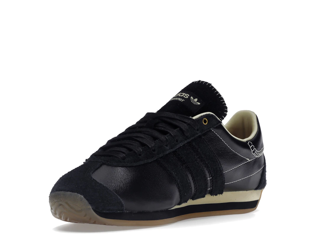 Vue 14 de adidas Originals Country Wales Bonner Black