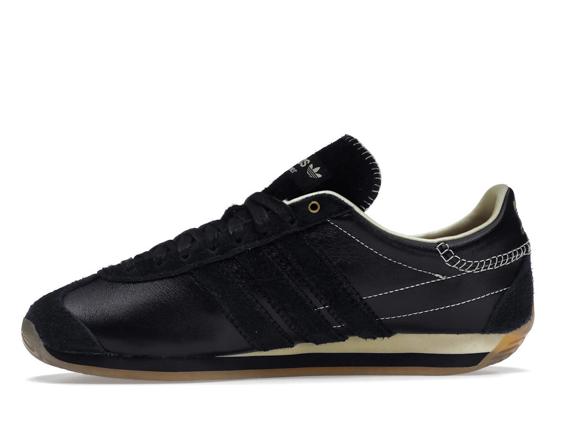 Vue 18 de adidas Originals Country Wales Bonner Black