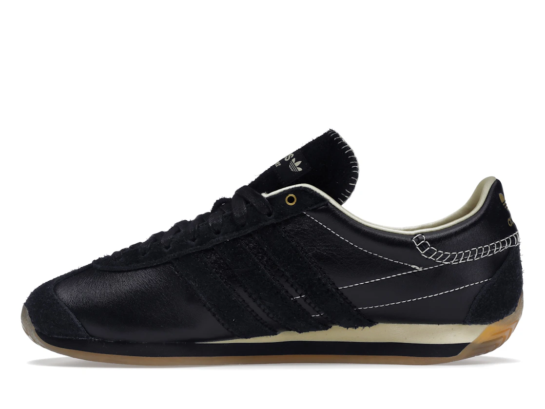 Vue 19 de adidas Originals Country Wales Bonner Black