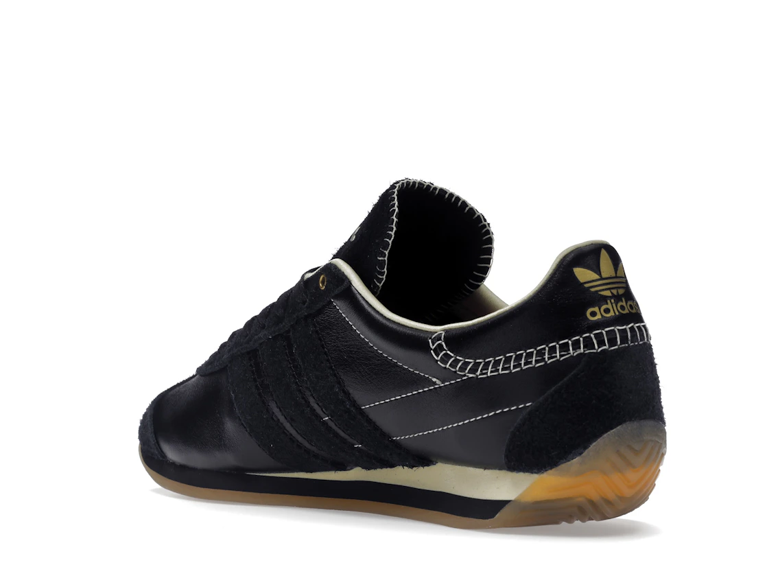 Vue 24 de adidas Originals Country Wales Bonner Black