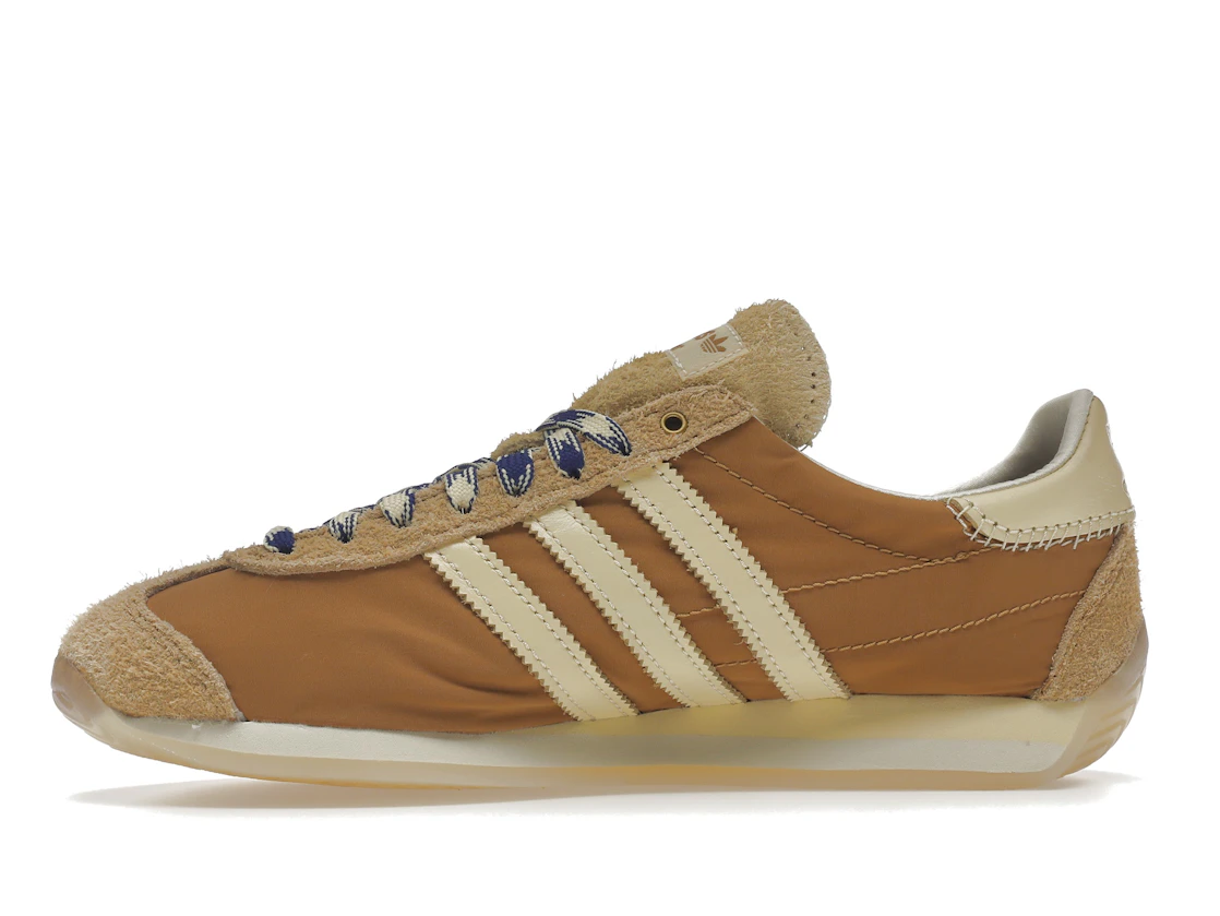 Vue 18 de adidas Originals Country Wales Bonner Mesa Tan