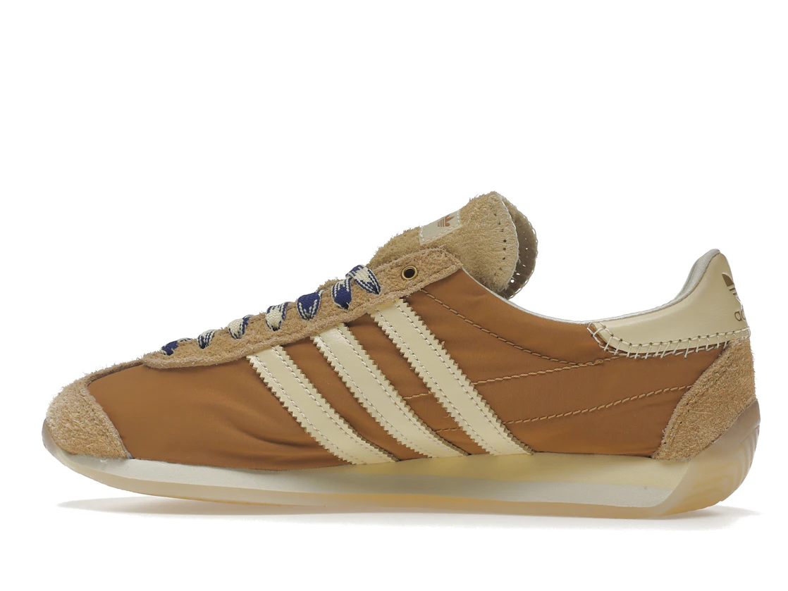 Vue 20 de adidas Originals Country Wales Bonner Mesa Tan
