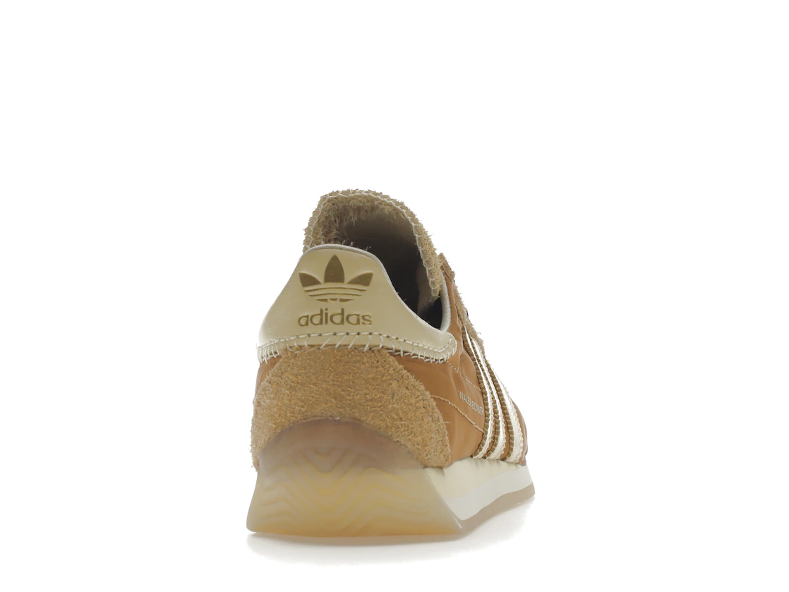 Vue 29 de adidas Originals Country Wales Bonner Mesa Tan