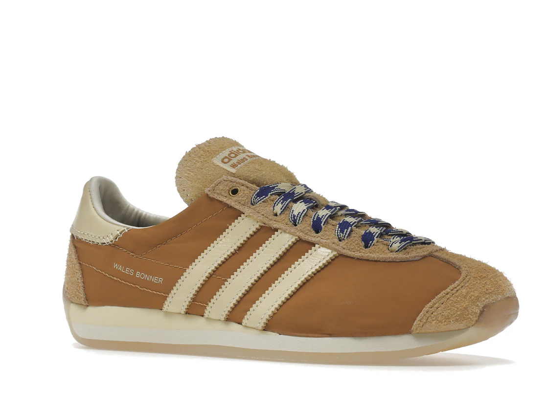 Vue 4 de adidas Originals Country Wales Bonner Mesa Tan